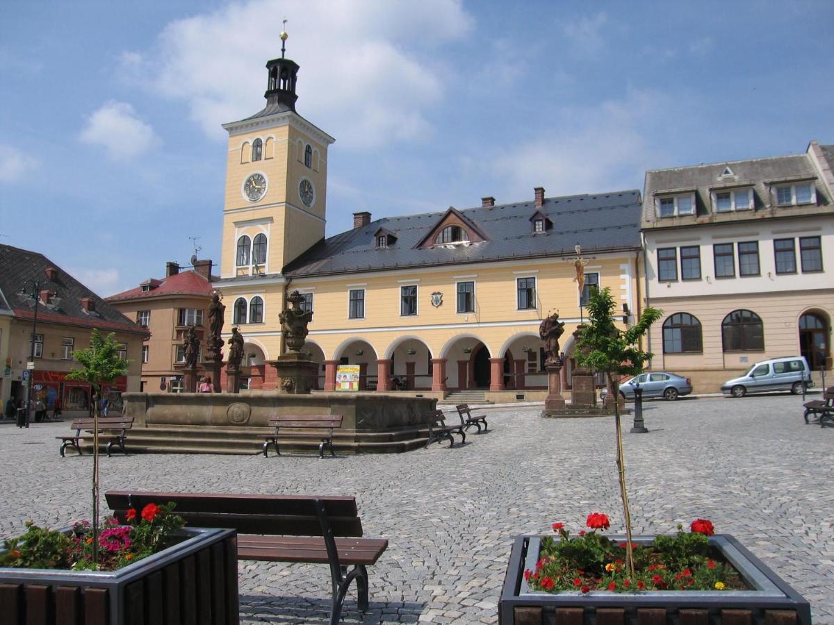 Hotel Na Stare Poste Jilemnice Exterior foto